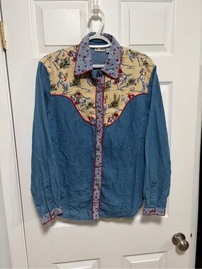 VTG Sun River Clothing Co. Western Denim Shirt Novelty Horse Print Star Button L